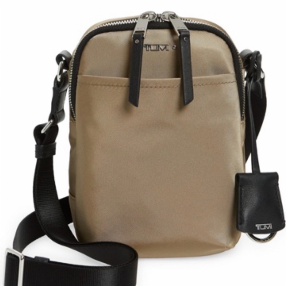 NWT TUMI Rory Crossbody Nylon with leather trim Khaki 5"× 7.75"×2"made in Canada
